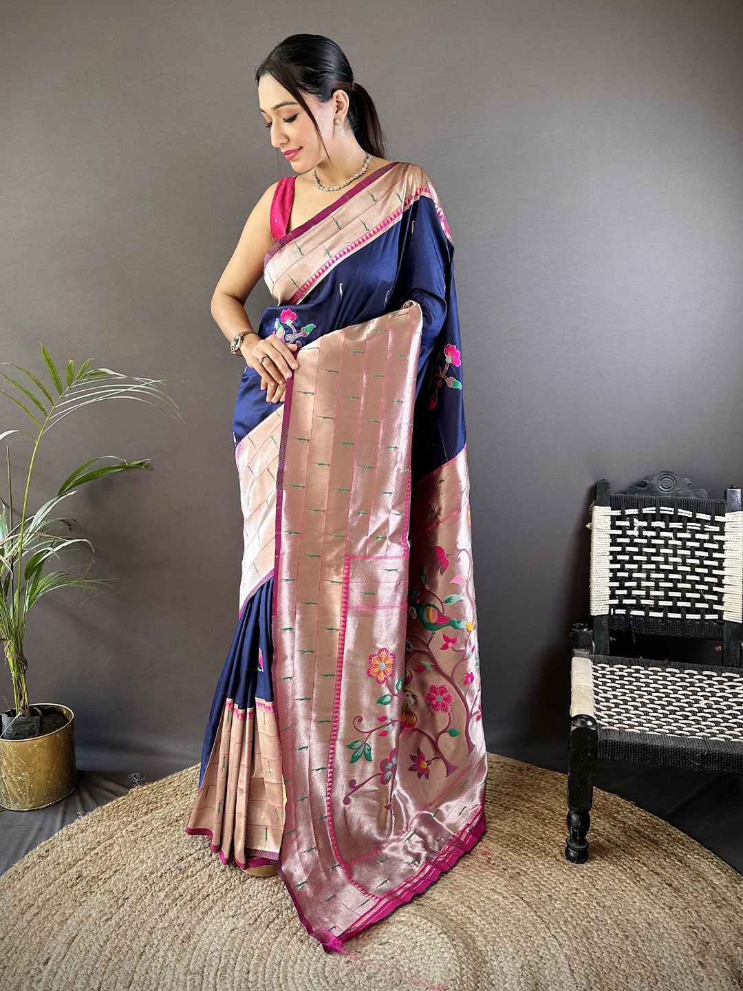 

Mitera Woven Design Zari Silk Blend Paithani Saree, Blue