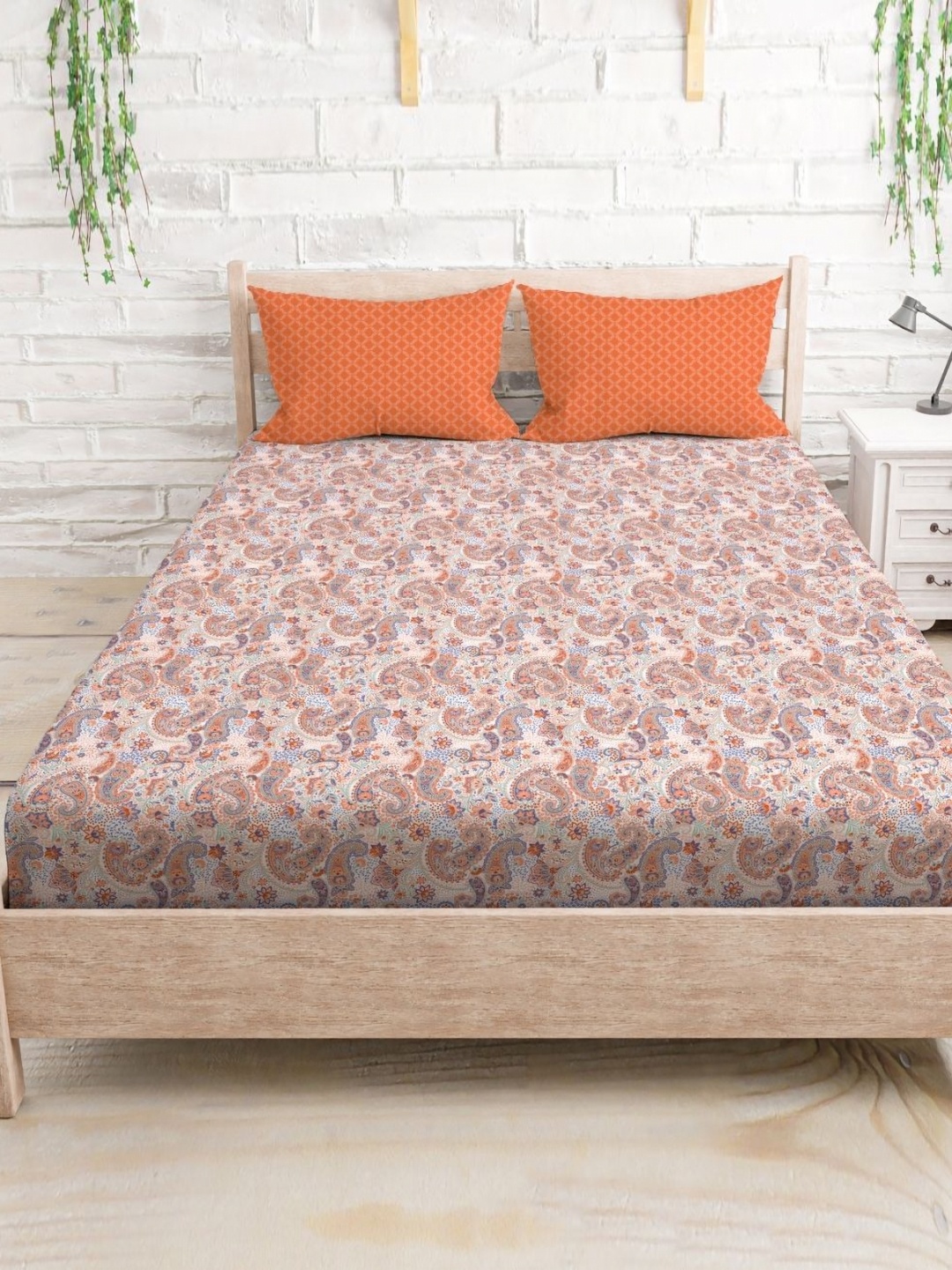 

MAYFAIR HOMES LONDON Orange & Blue Ethnic Motifs Queen Bedsheet with 2 Pillow Covers