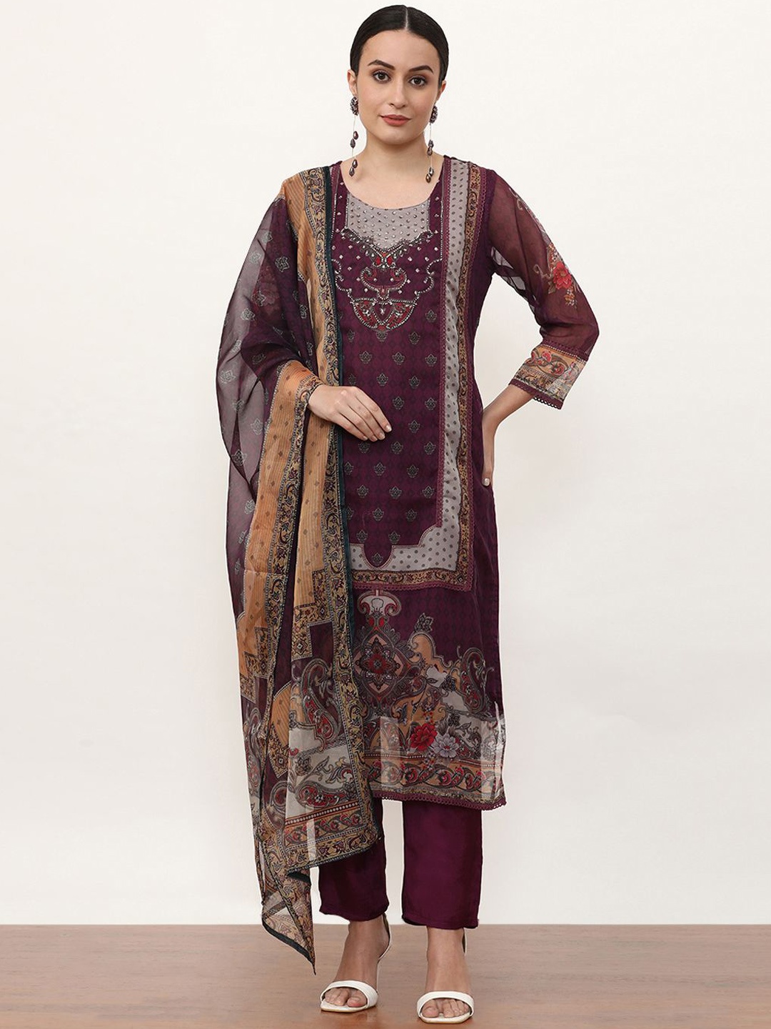 

Jaipur Kurti Women Floral Embroidered Regular Beads and Stones Kurta with Trousers & With Dupatta, Maroon