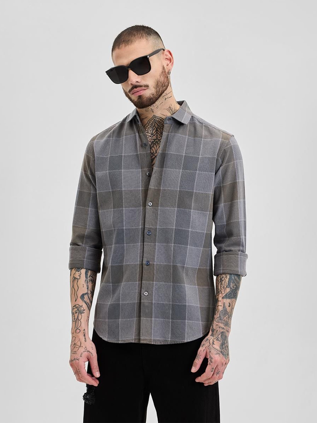 

Snitch Men Smart Slim Fit Opaque Checked Casual Shirt, Grey