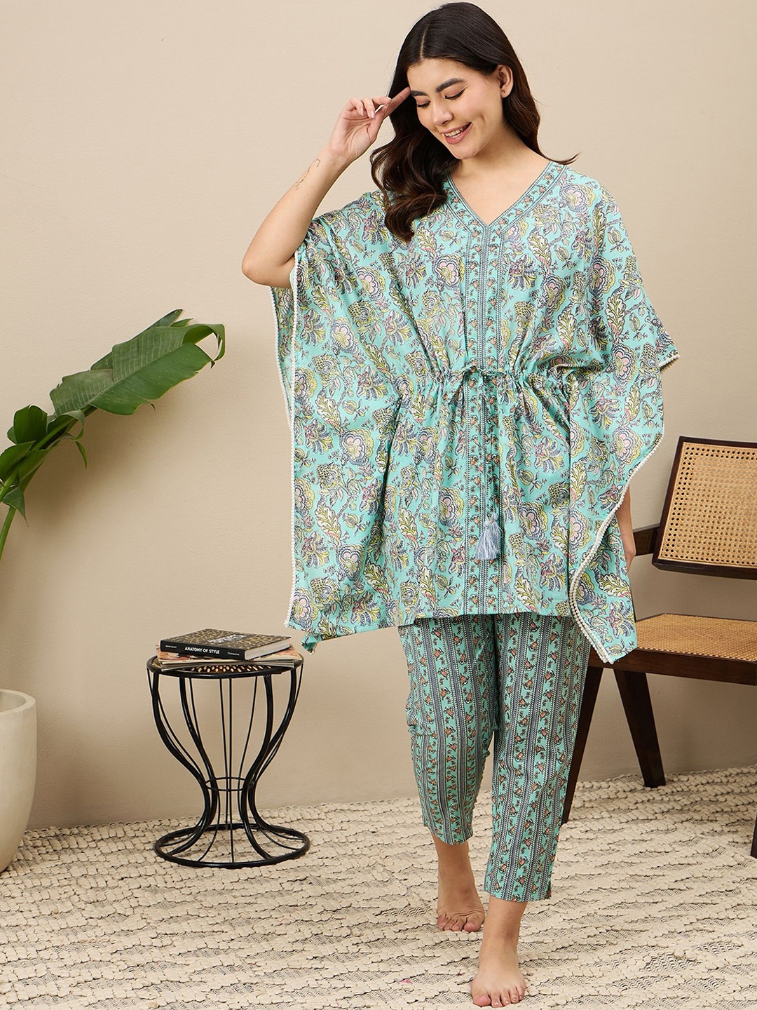 

ETC Women Floral Printed Night suit, Green