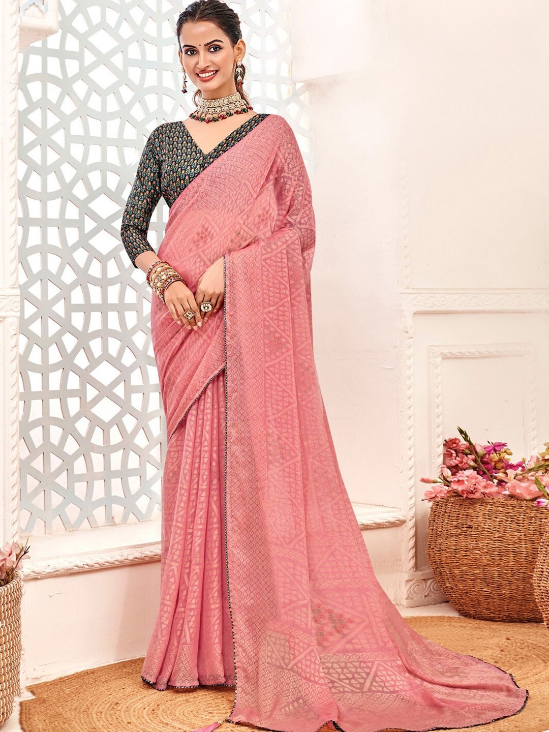 

A.V.M Prints Woven Design Pure Silk Saree, Peach