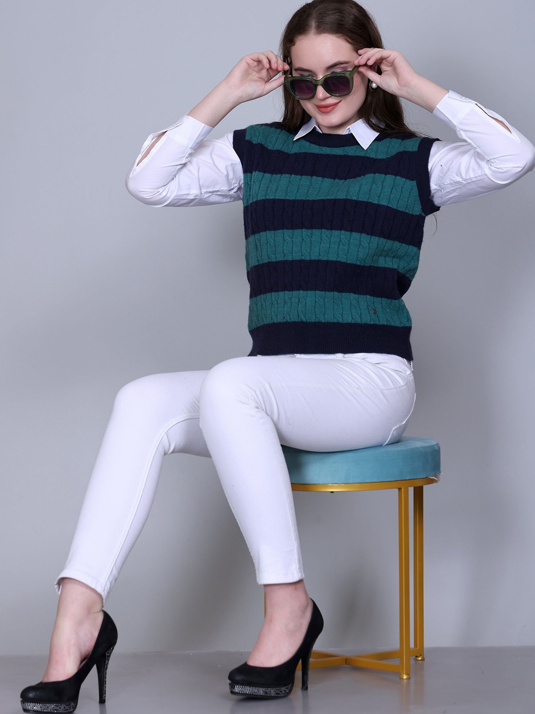 

GOSHA & MAU Women Striped Sweater Vest, Green