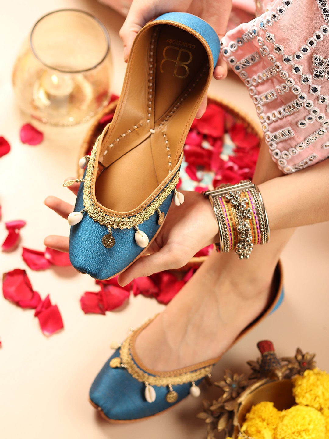 

GLAM STORY Women Embellished Ethnic Mojaris Flats, Blue