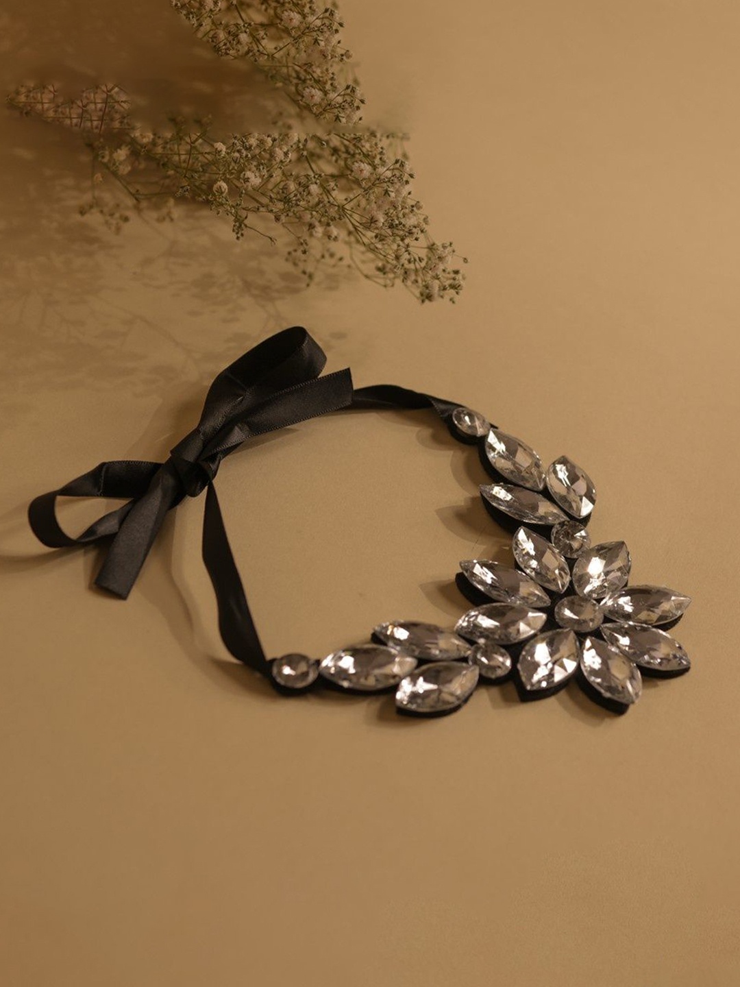 

Senshi Antique Necklace, Black
