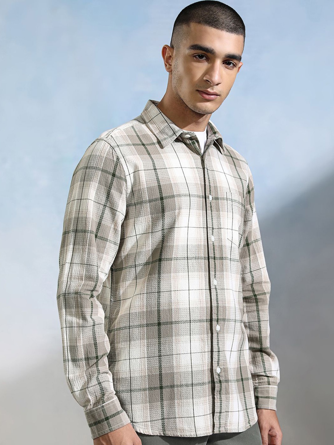 

HIGHLANDER Men Slim Fit Opaque Checked Casual Shirt, Off white