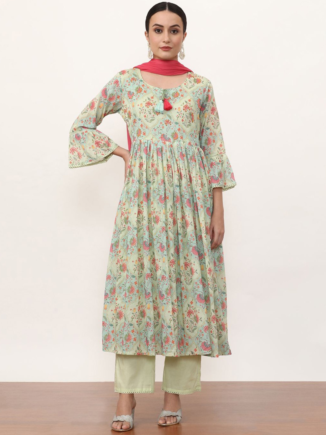 

Jaipur Kurti Women Floral Embroidered Regular Beads and Stones Pure Cotton Kurta with Trousers & With Dupatta, Green