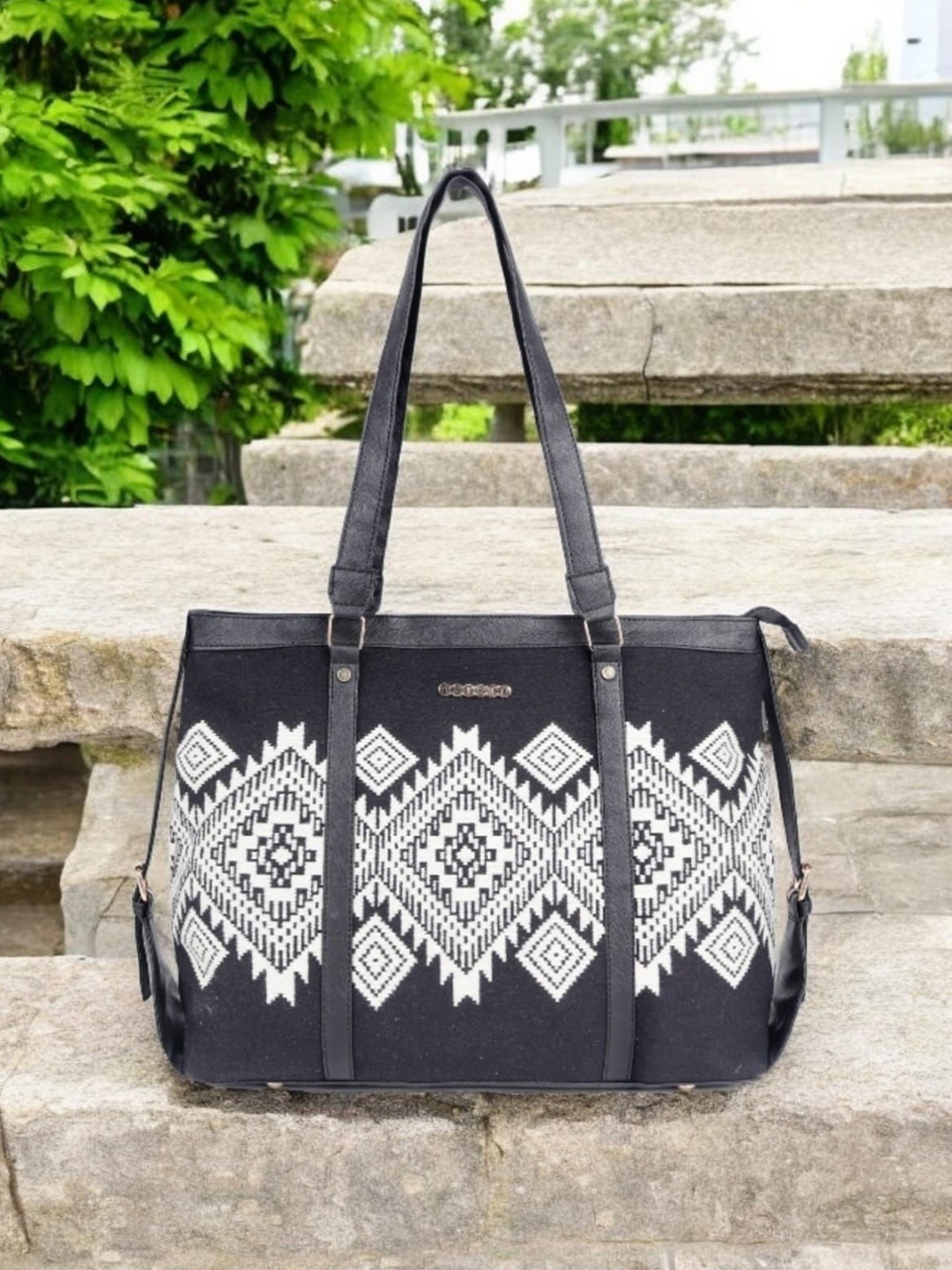 

ASTRID Women Geometric Printed Shoulder Bag, Black