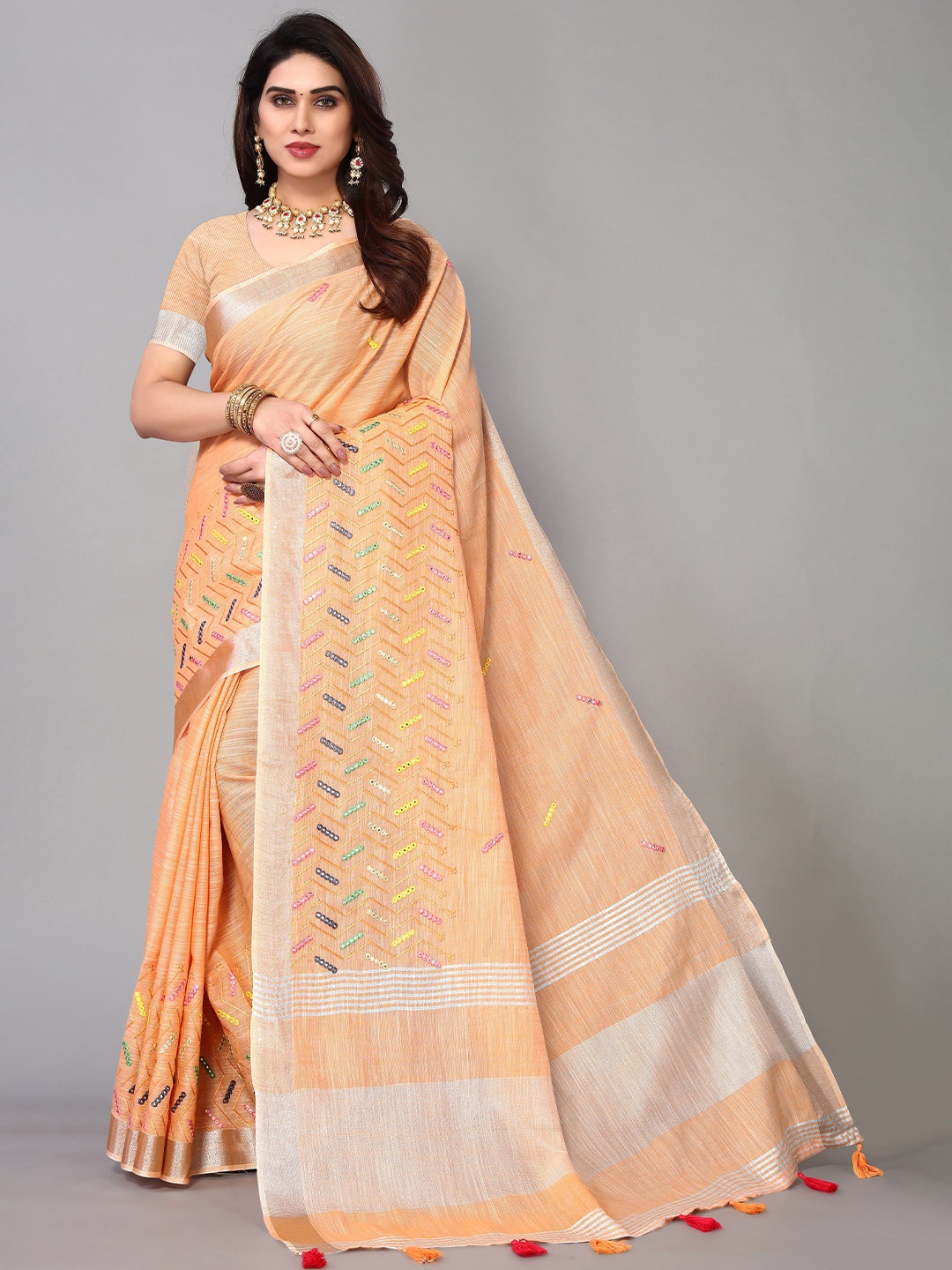 

A.V.M Prints Women Embroidered Mirror Work Art Silk Maheshwari Saree, Peach