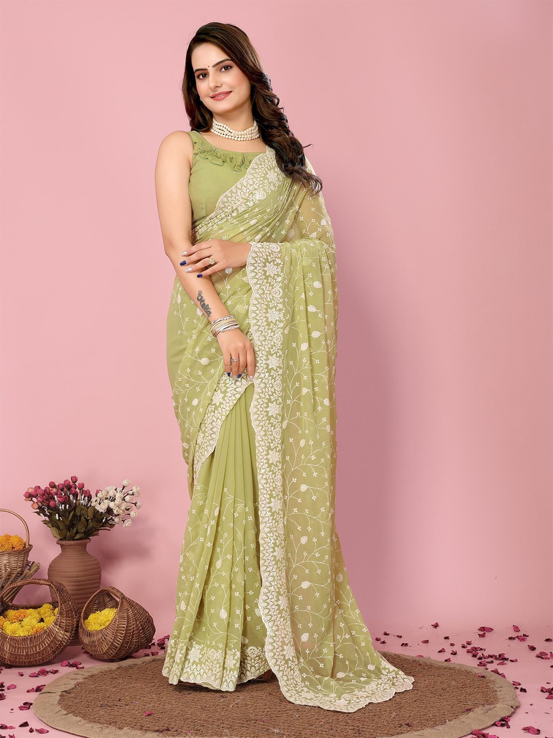 

HERE&NOW Ethnic Motifs Embroidered Saree, Lime green