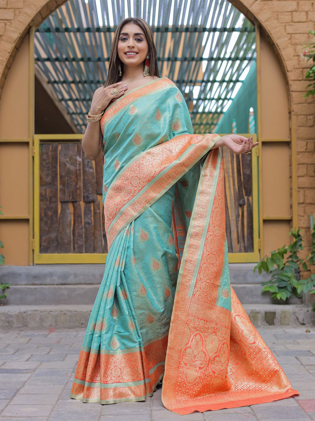 

Anouk Woven Design Zari Silk Blend Saree, Sea green