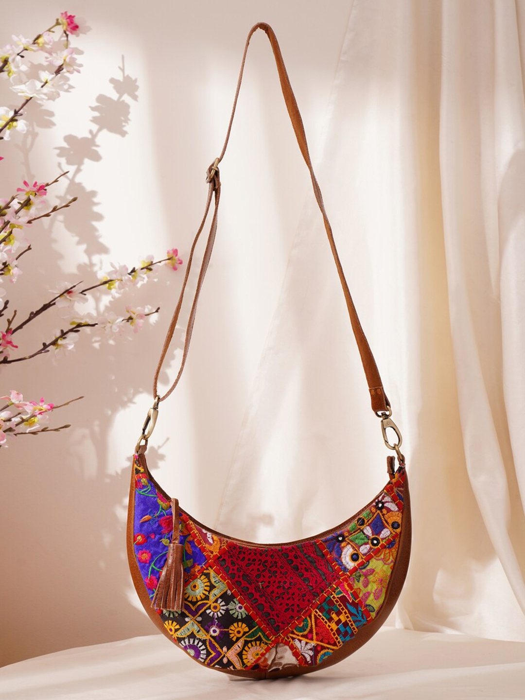 

JAYPORE Women Floral Printed Crossbody Leather Sling Bag, Brown