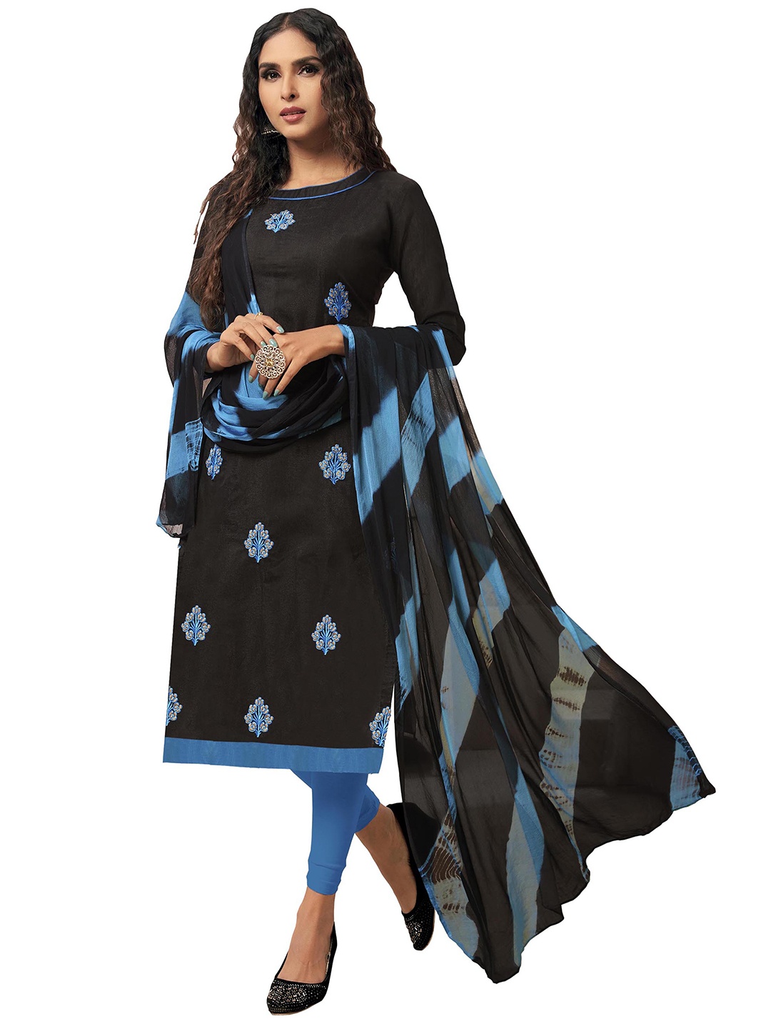 

Maroosh Floral Embroidered Unstitched Dress Material, Black