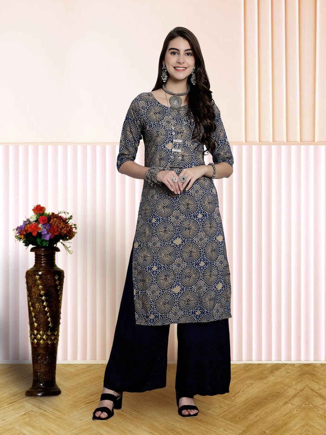 

7Threads Women Ethnic Motifs Printed Floral Crepe Kurta, Blue