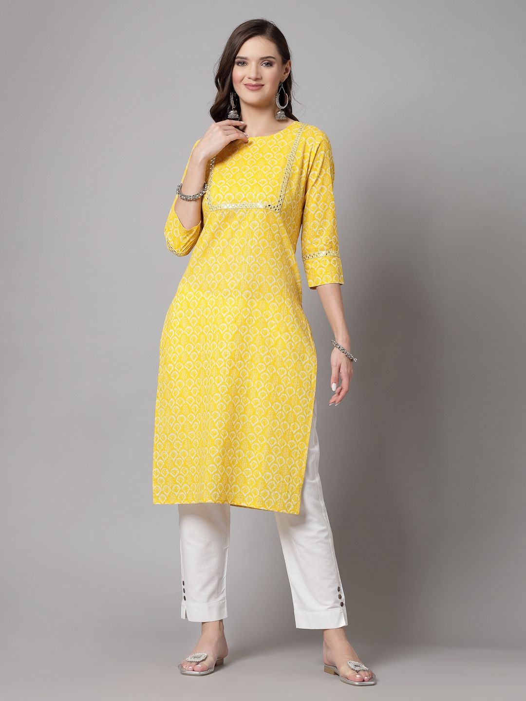 

kipek Women Floral Kurta, Yellow