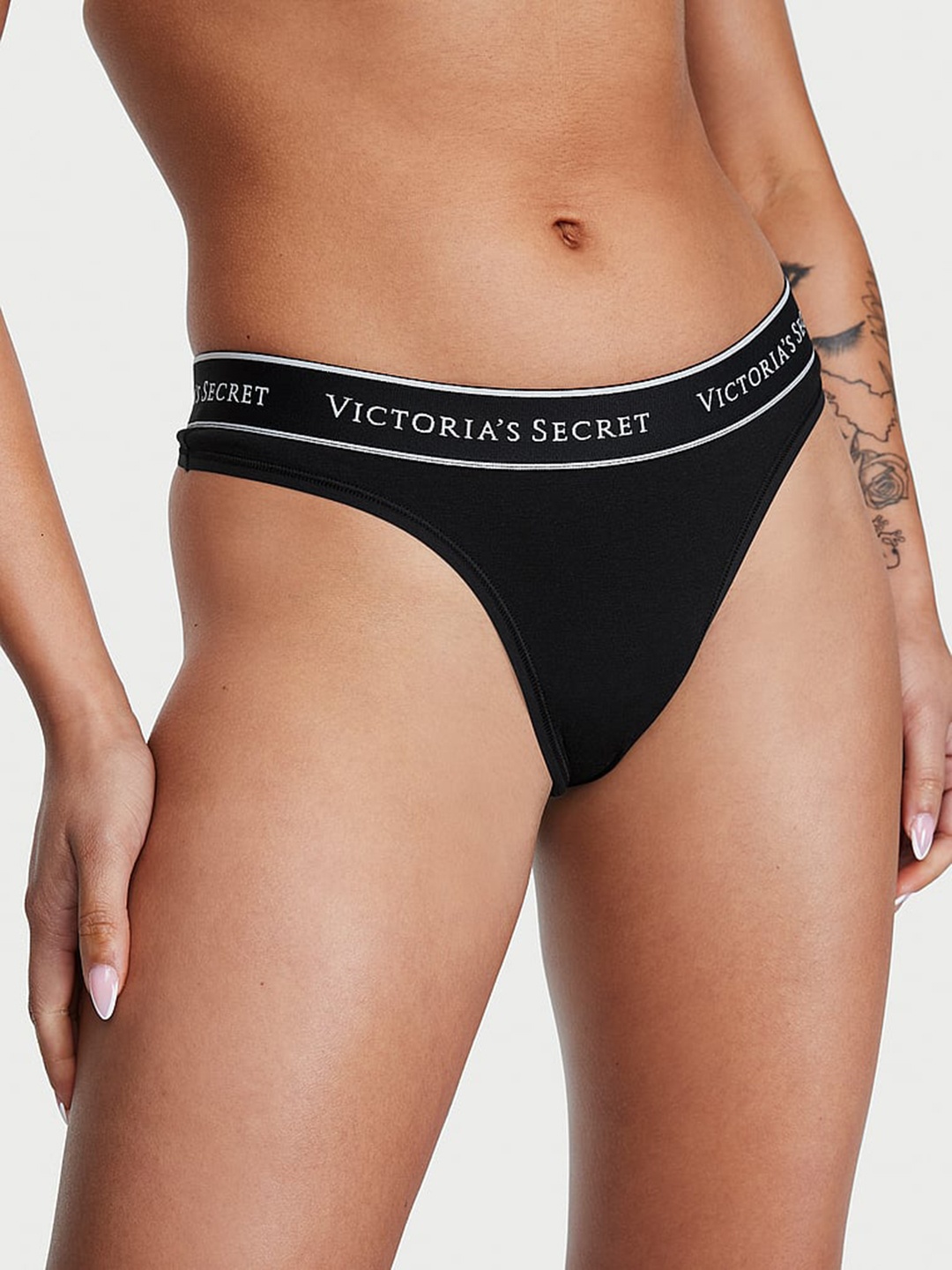 

Victoria's Secret Women Low Rise Thongs Briefs1122552454A2, Black