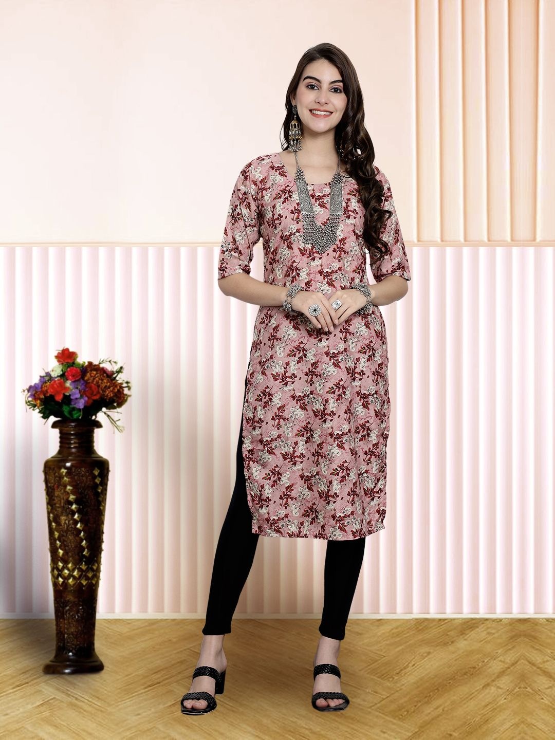 

7Threads Women Ethnic Motifs Printed Floral Crepe Kurta, Pink