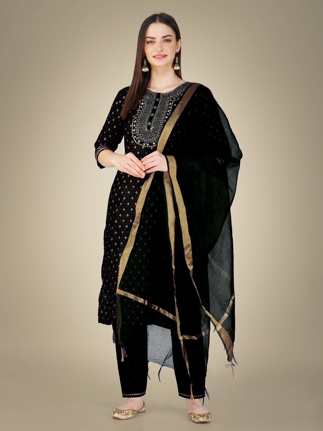 

HI FI NX Women Paisley Embroidered Regular Kurta with Trousers & With Dupatta, Black