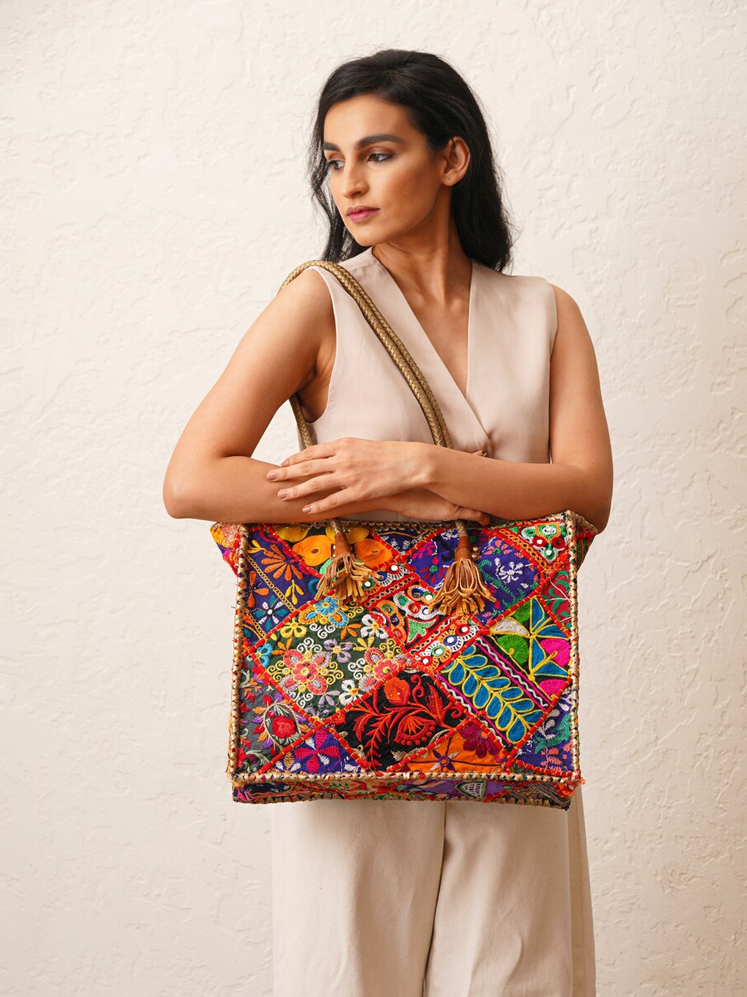 

JAYPORE Women Floral Printed Structured Leather Shoulder Bag, Red