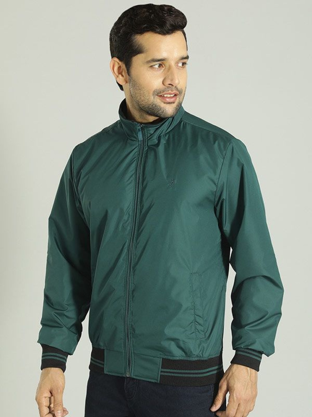 

Indian Terrain Men Mock Collar Solid Casual Insulator Bomber Jacket, Green