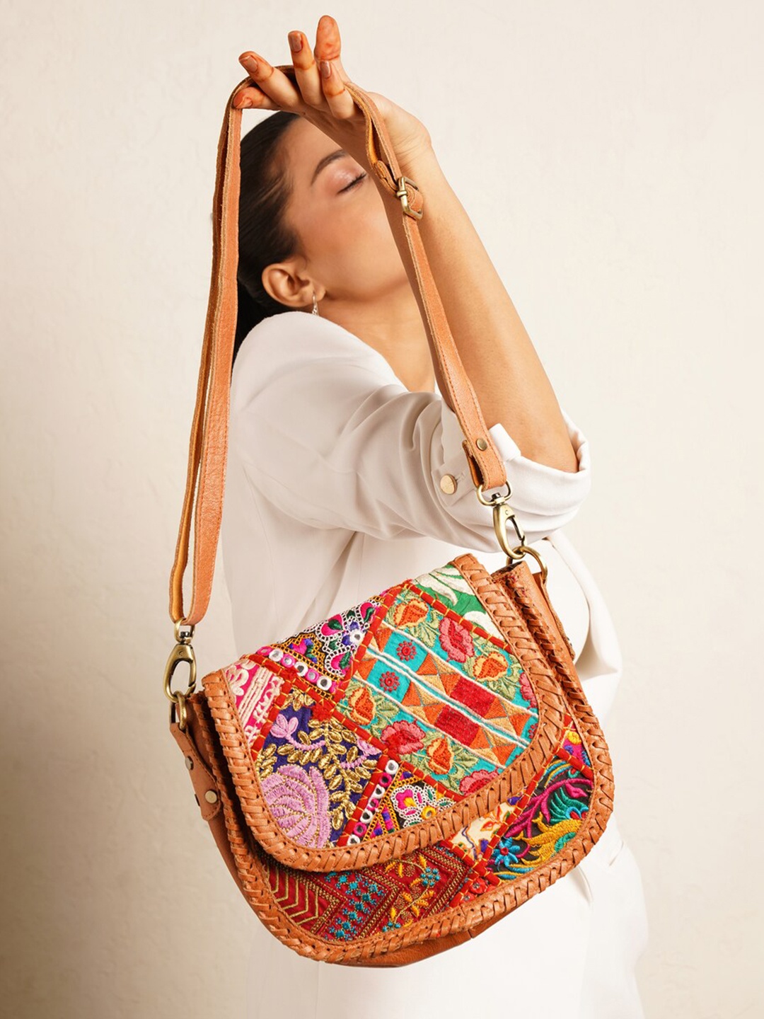 

JAYPORE Women Floral Printed Crossbody Leather Sling Bag, Brown