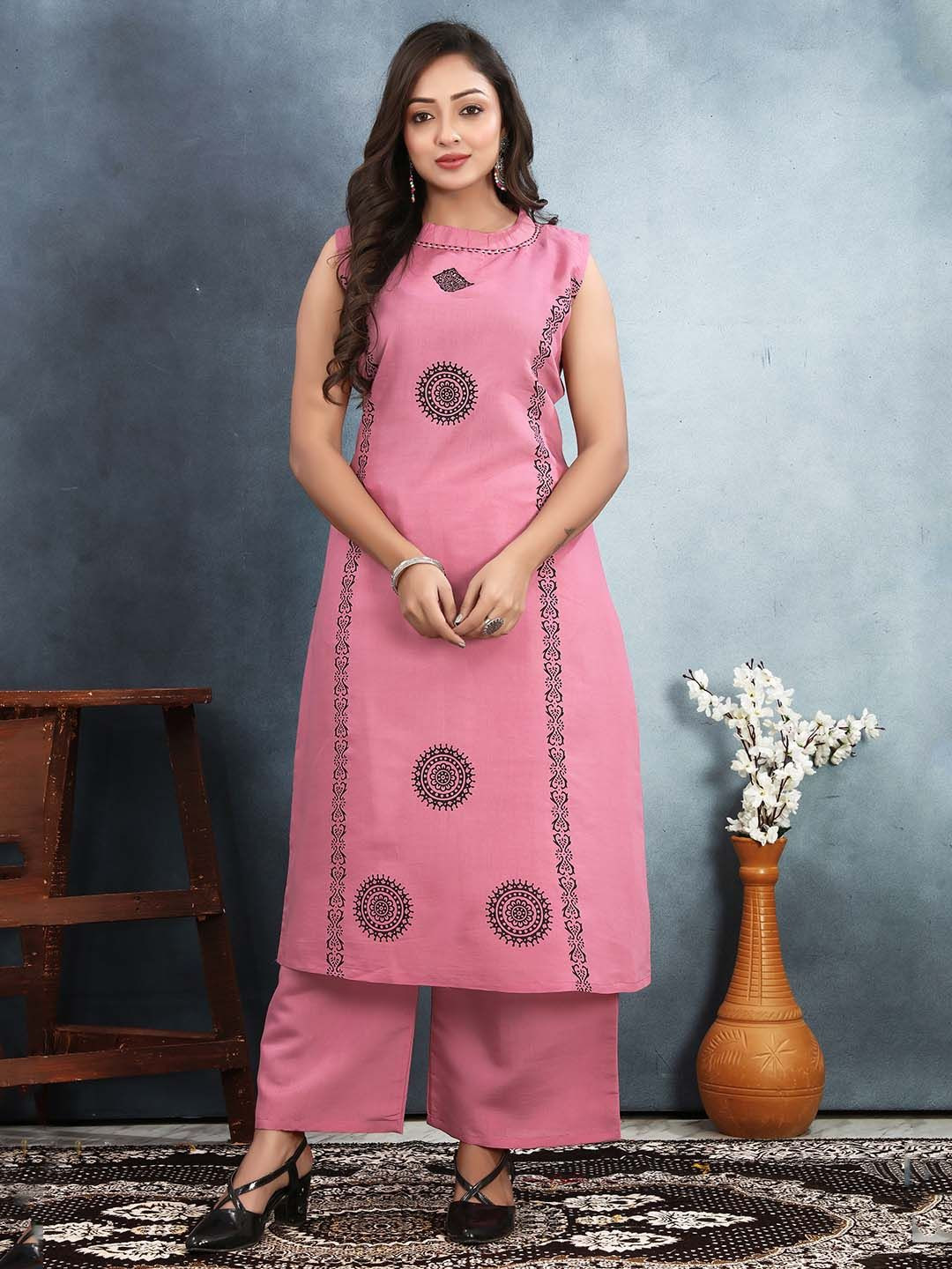 

Lilots Women Floral Printed Regular Kurta with Trousers, Pink