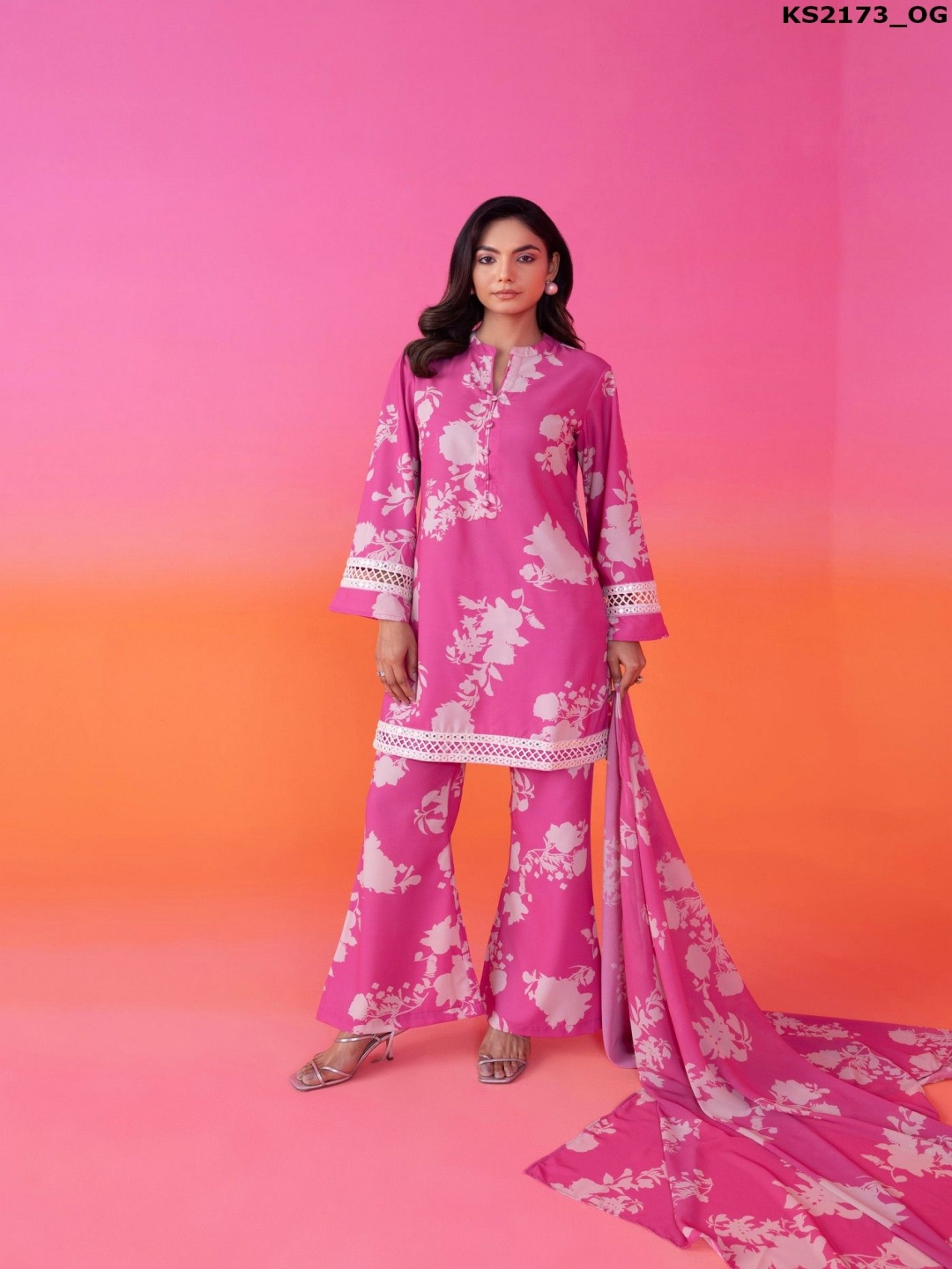 

KALINI Women Floral Printed Regular Kurta with Palazzos & With Dupatta, Pink