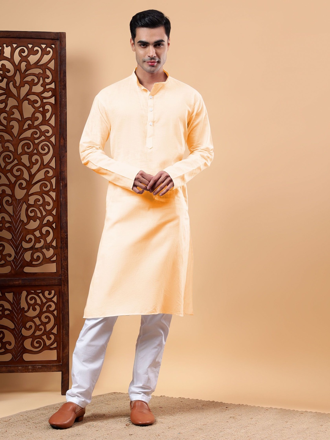 

Yugnik Men Regular Pure Cotton Kurta with Pyjamas, Orange