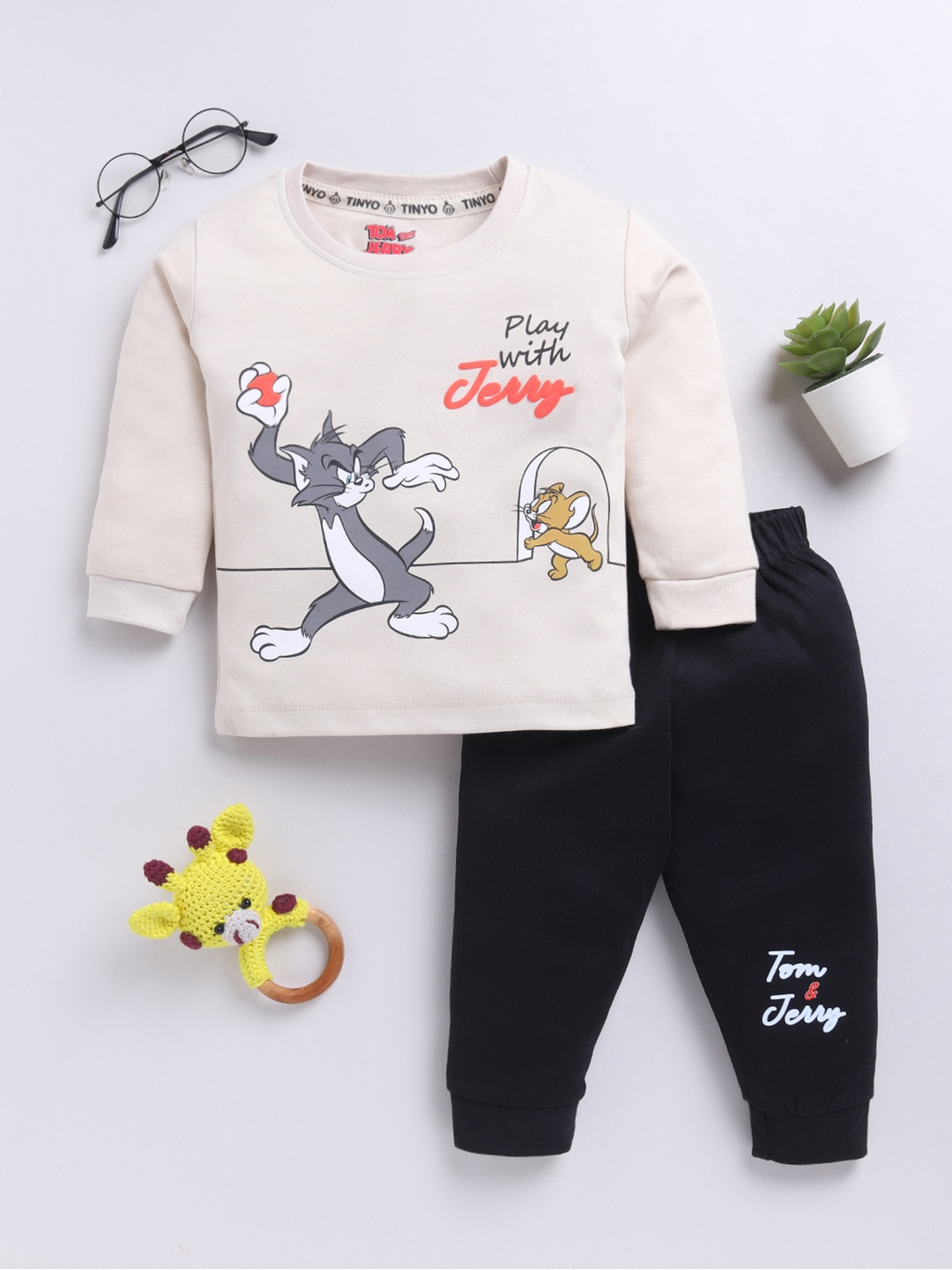 

YK X Tinyo Infant Boys Tom & Jerry Printed Pure Cotton T-shirt with Joggers, Beige