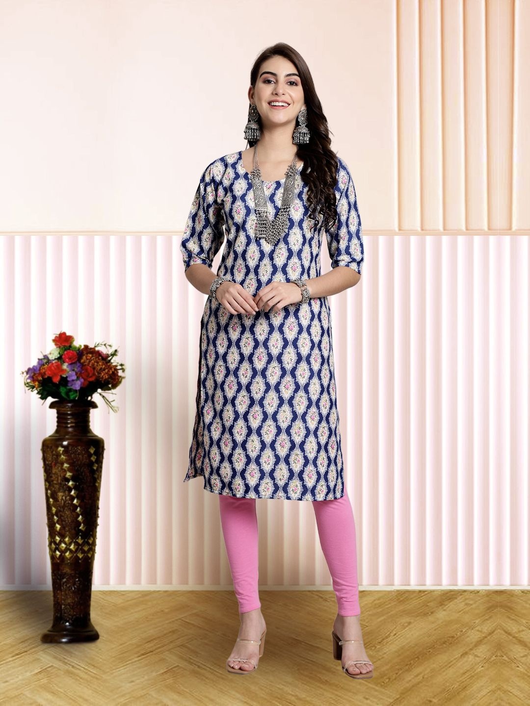 

7Threads Women Ethnic Motifs Printed Floral Crepe Kurta, Navy blue