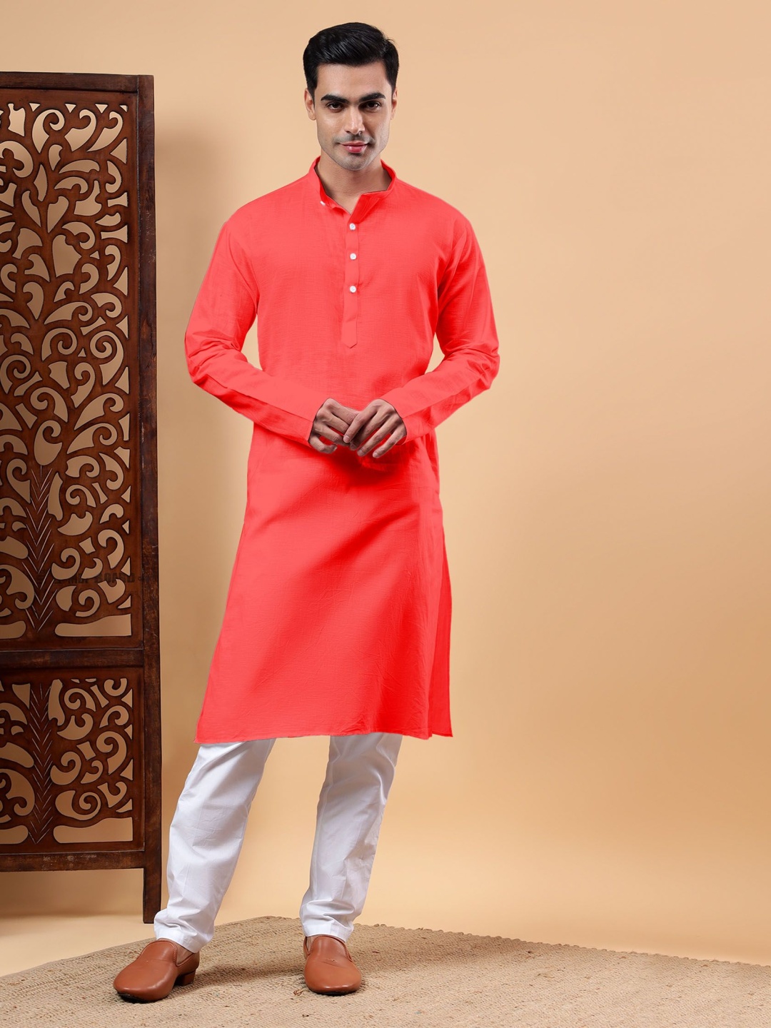 

Yugnik Men Regular Pure Cotton Kurta with Pyjamas, Red
