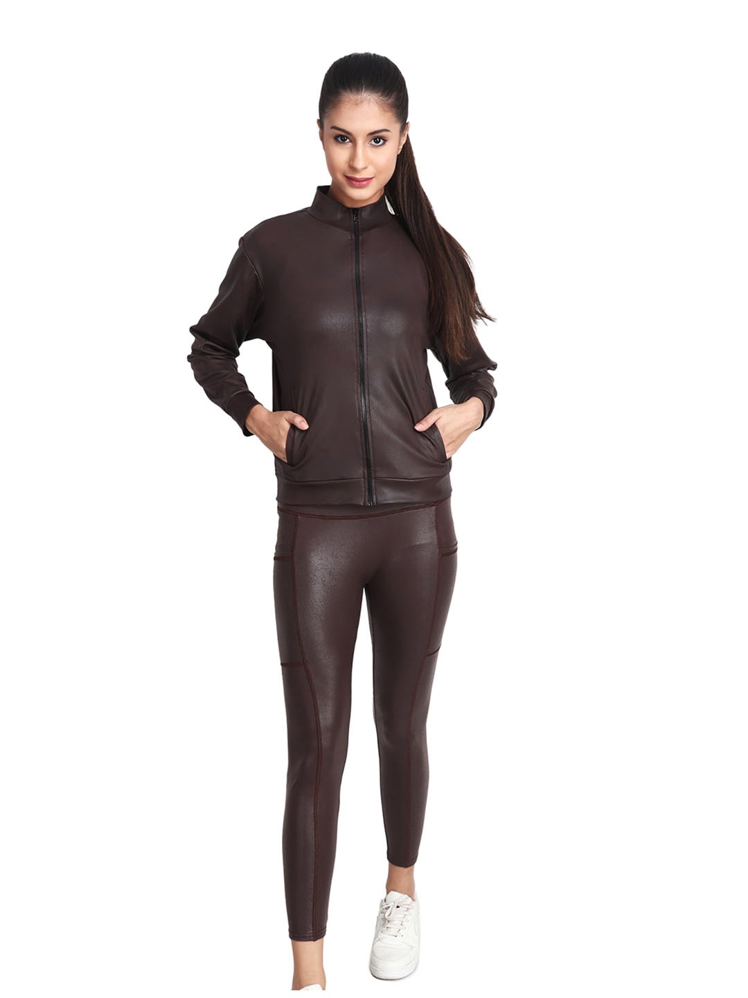 

SSoShHub Women Mock Collar Tracksuits, Brown