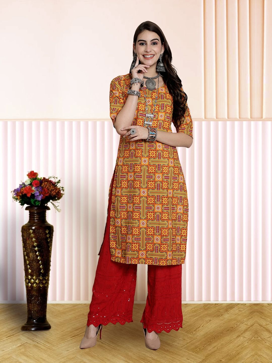 

7Threads Women Ethnic Motifs Printed Floral Crepe Kurta, Mustard