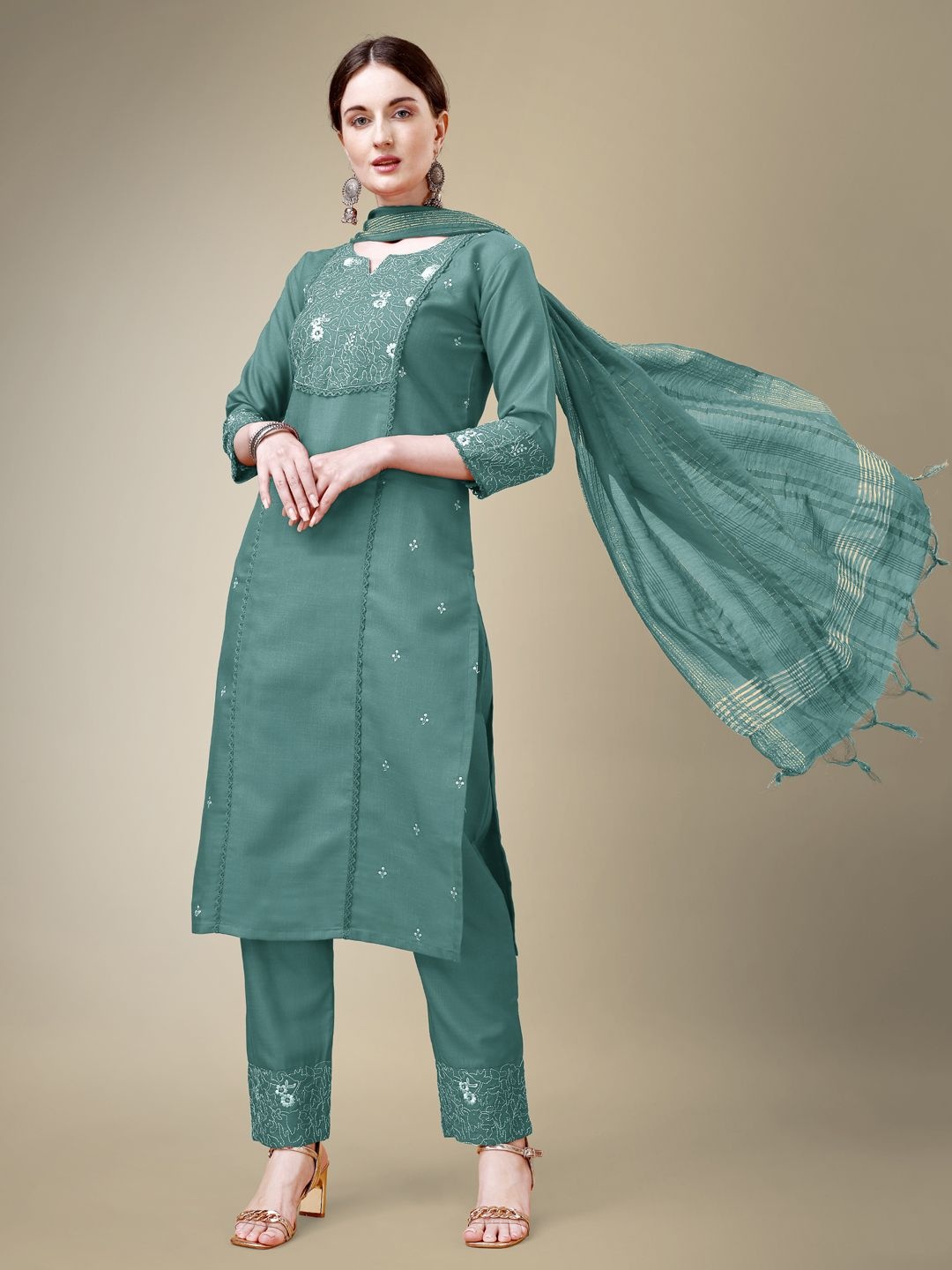 

HI FI NX Women Ethnic Motifs Embroidered Regular Kurta with Trousers & With Dupatta, Sea green