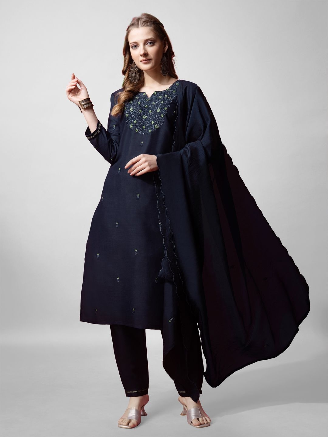 

HI FI NX Women Ethnic Motifs Embroidered Regular Sequinned Kurti with Churidar & With Dupatta, Navy blue