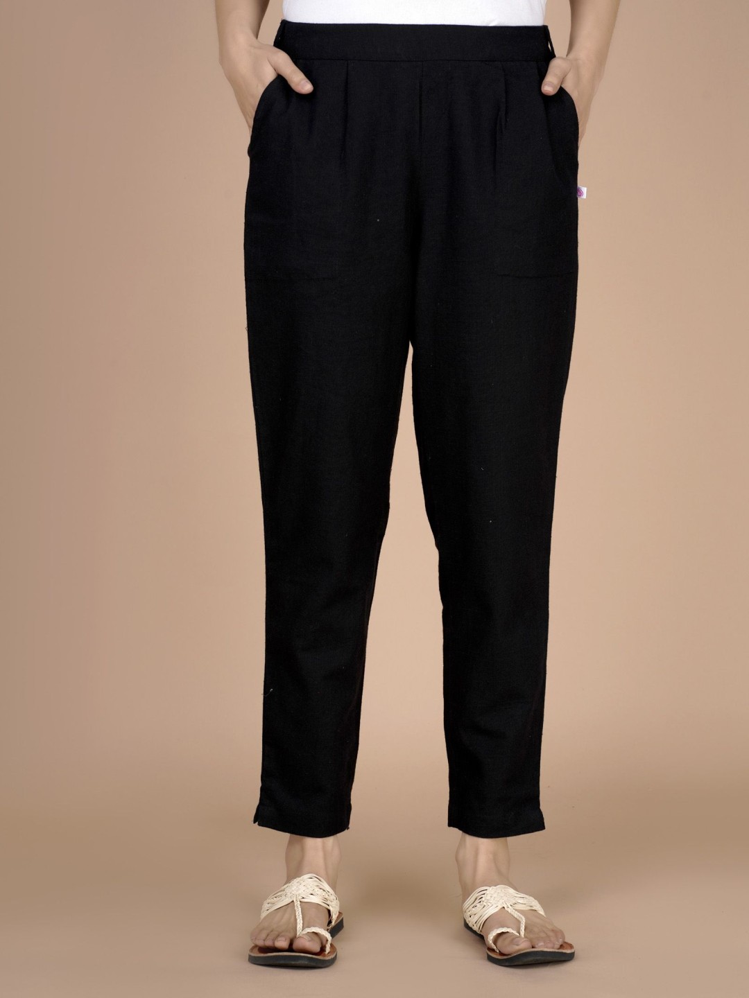 

BAESD Women Pleated Trousers, Black