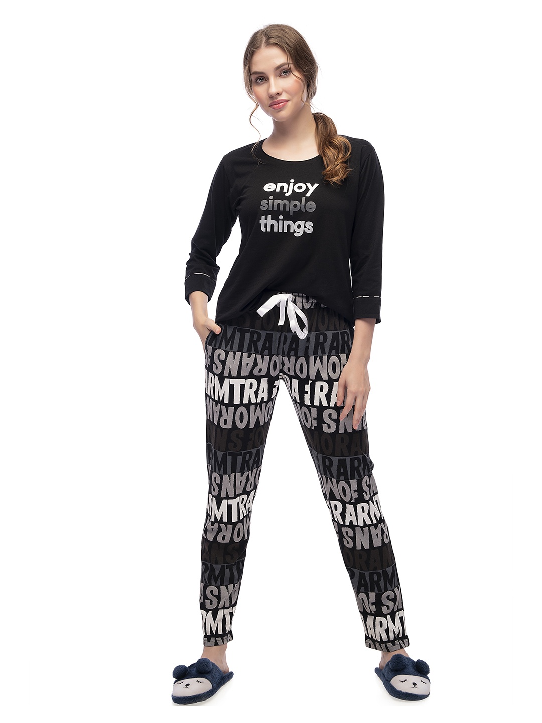 

Lotik Women Printed Pure Cotton Night suit, Black