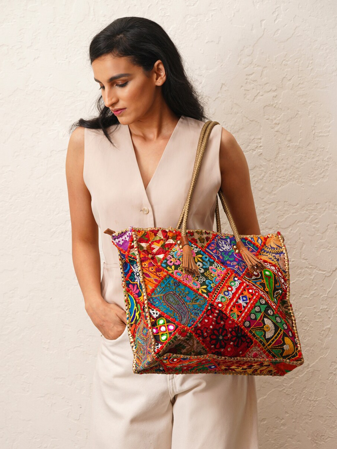 

JAYPORE Women Floral Printed Structured Leather Shoulder Bag, Brown