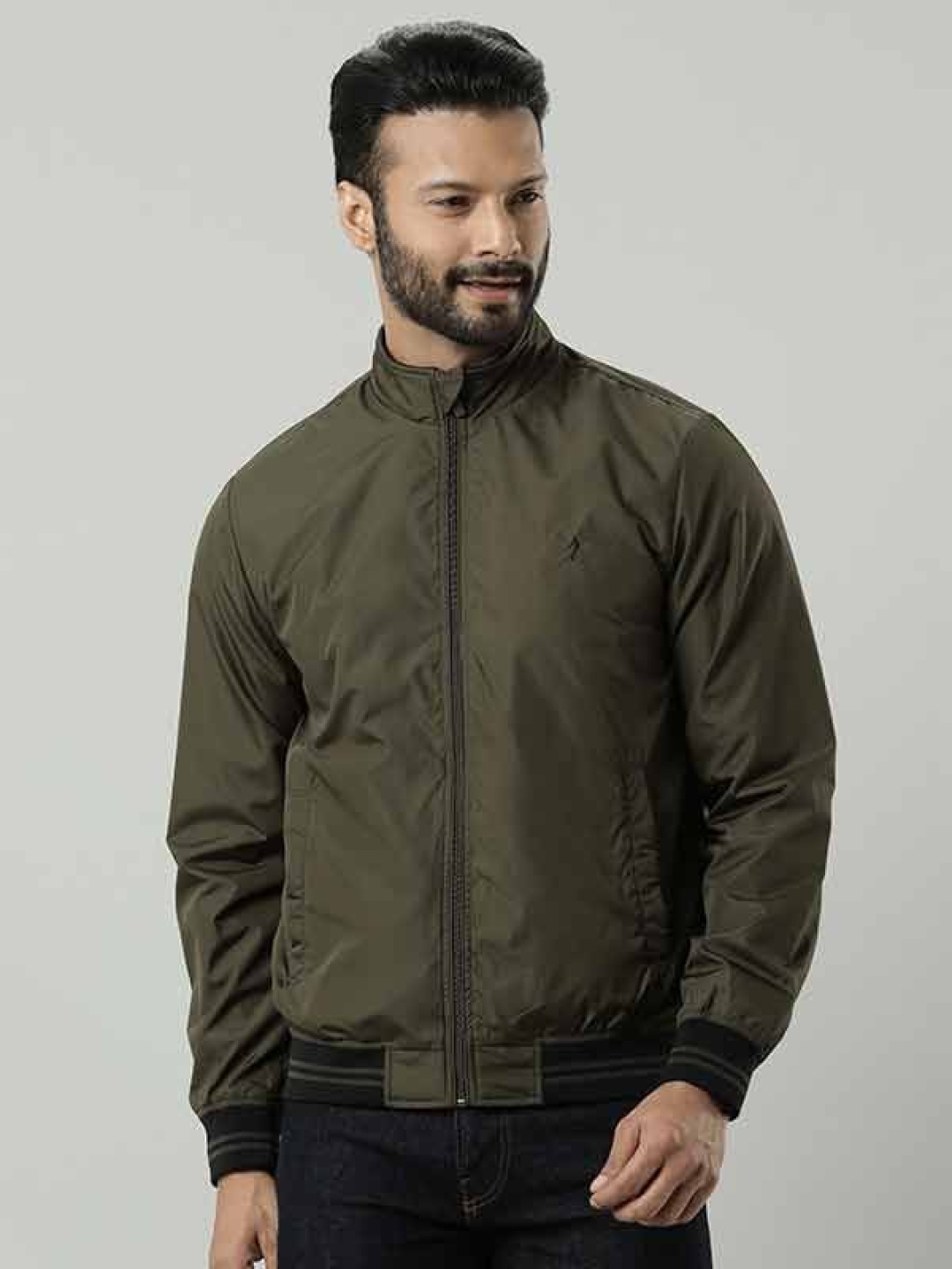 

Indian Terrain Men Solid Insulator Outdoor Bomber Jacket, Olive