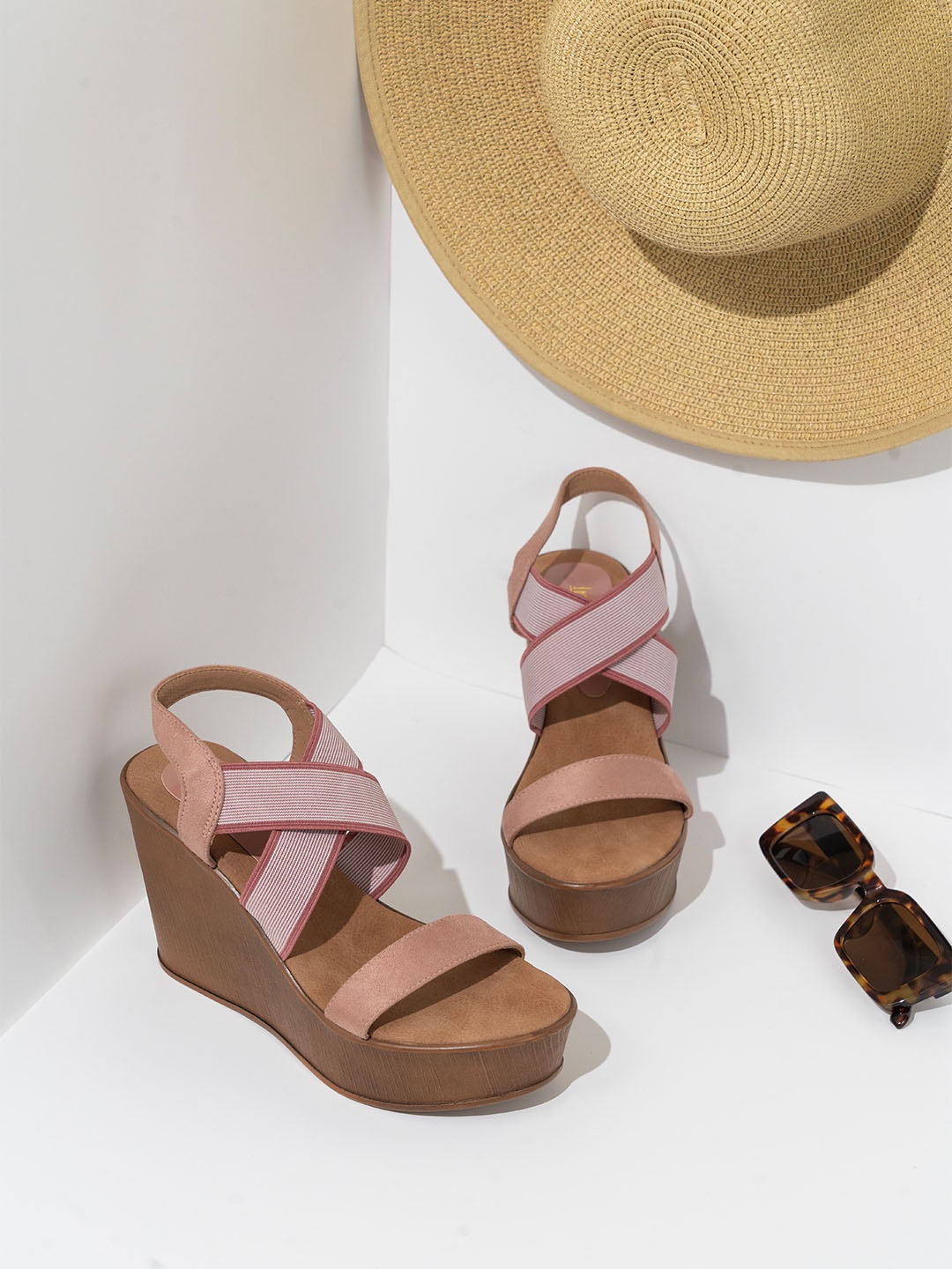 

Inc 5 Women Open Toe Wedge Heel Sandals, Peach