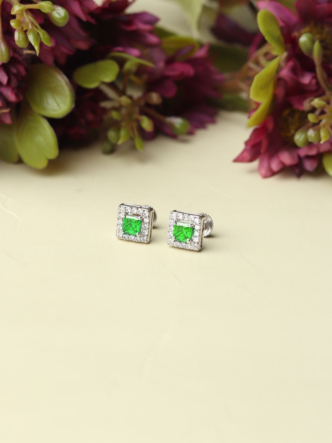 

AKSHAT SAPPHIRE 925 Sterling Silver Cubic Zirconia Rhodium-Plated Square Shape Studs