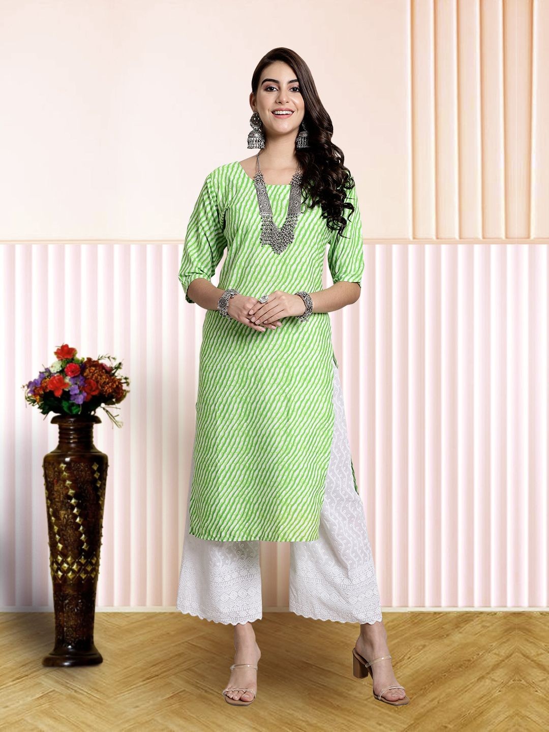 

7Threads Women Ethnic Motifs Printed Floral Crepe Kurta, Green