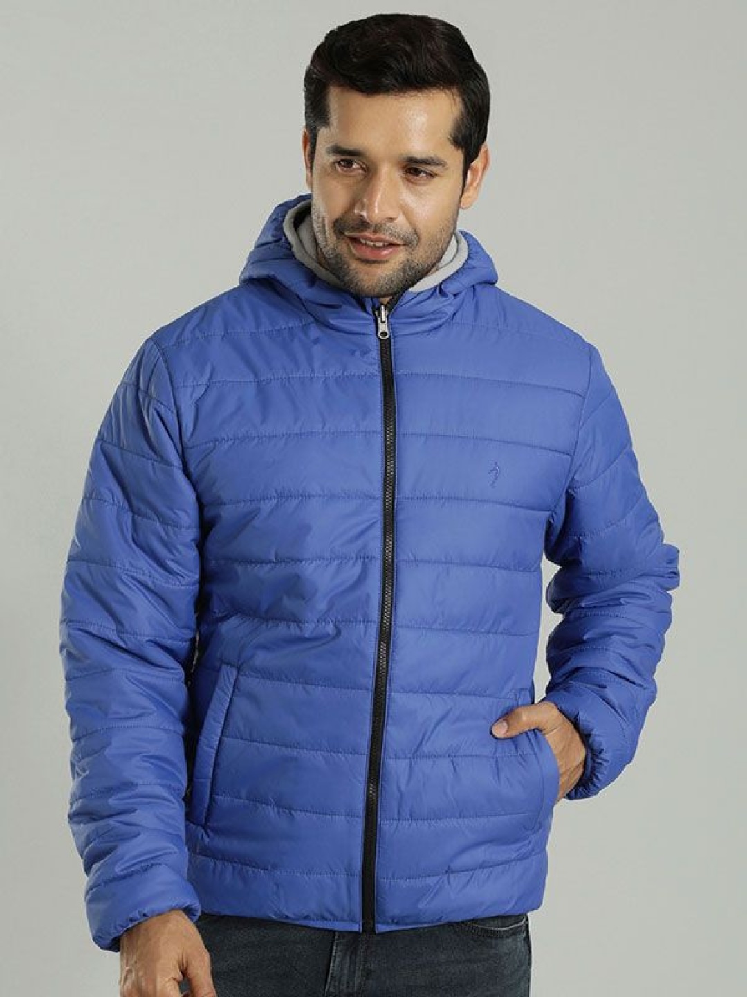 

Indian Terrain Men Hooded Solid Cotton Casual Reversible Puffer Jacket, Blue