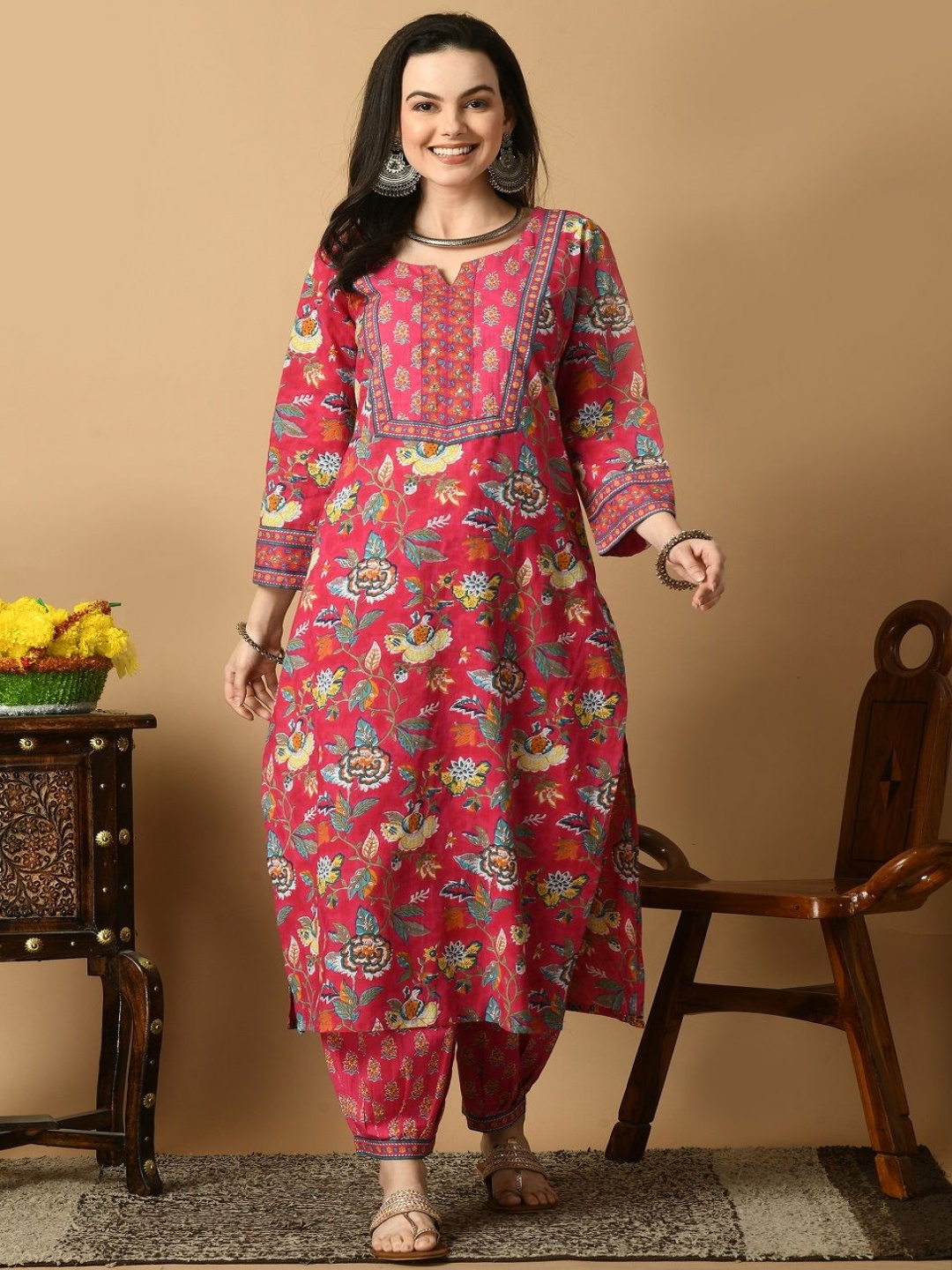 

Stitch up thread Women Ethnic Motifs Printed Regular Sequinned Pure Cotton Kurta with Salwar, Pink