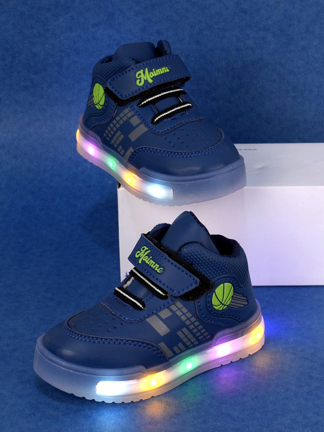 

Happy Feet Kids LED Sneakers, Blue