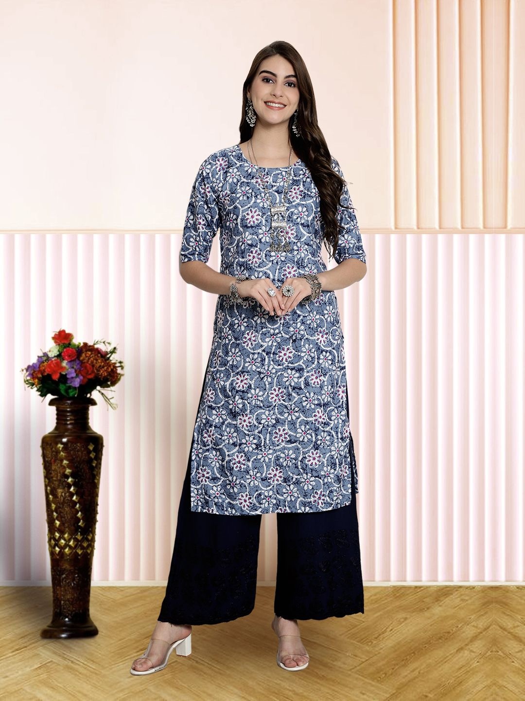 

7Threads Women Ethnic Motifs Printed Floral Crepe Kurta, Blue