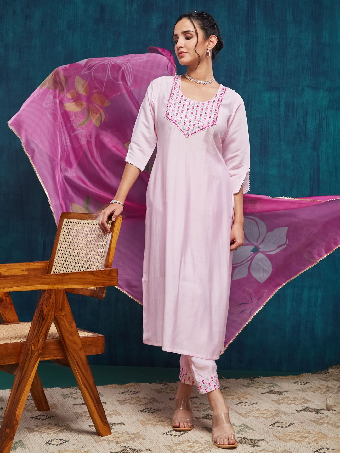 

SANSKAR Women Ethnic Motifs Embroidered Regular Patchwork Chanderi Silk Kurta with Palazzos & With Dupatta, Pink