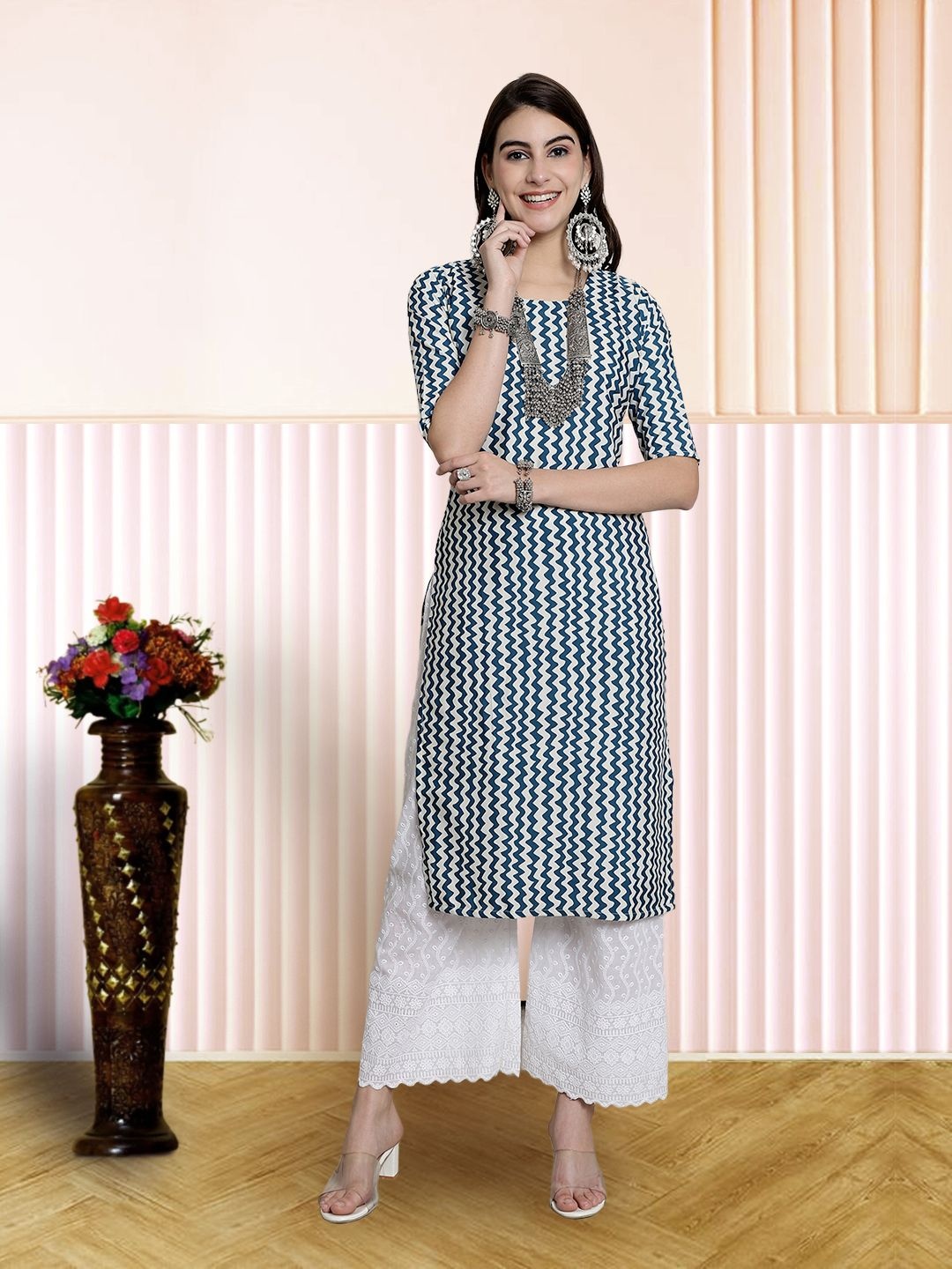 

7Threads Women Ethnic Motifs Printed Floral Crepe Kurta, Blue