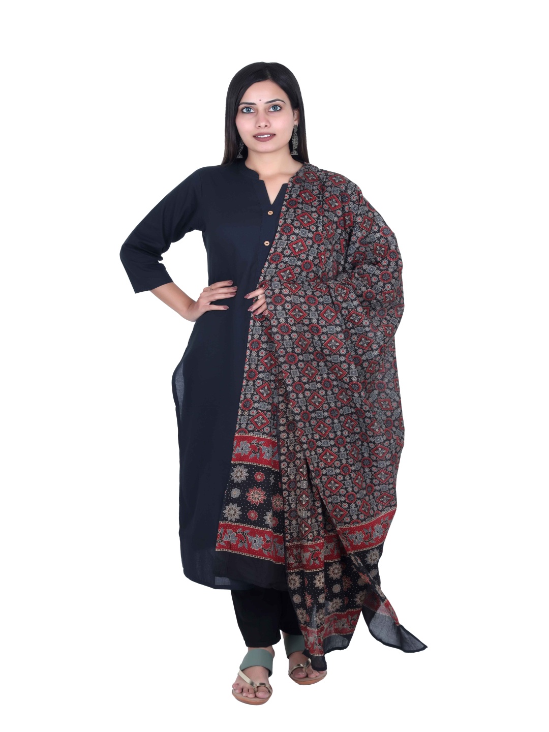 

Fabmoha Women Regular Pure Cotton Kurta with Trousers, Black