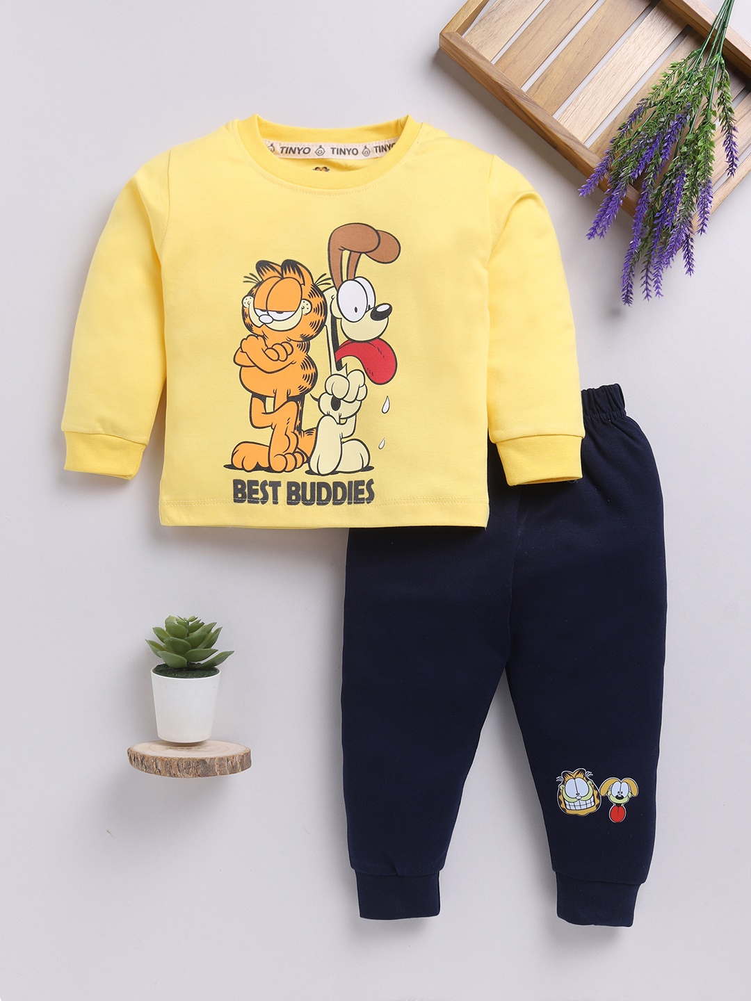 

YK X Tinyo Boys Printed Pure Cotton T-shirt and Joggers, Yellow